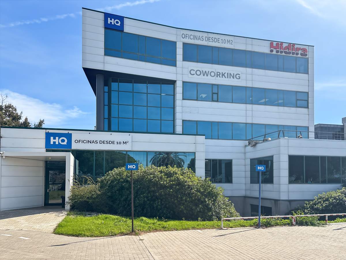 Mas Blau Business Park photo 2