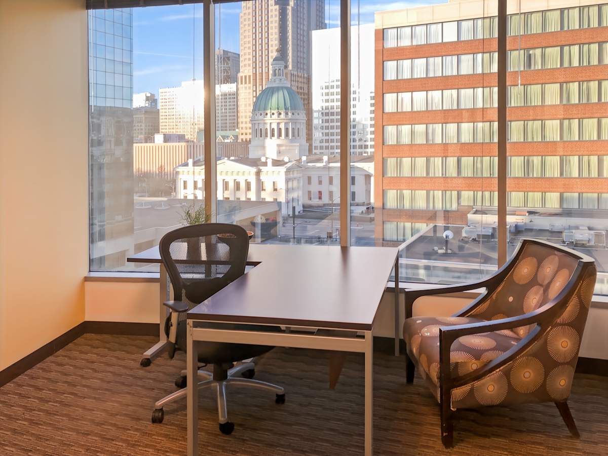 Deloitte Building photo 5