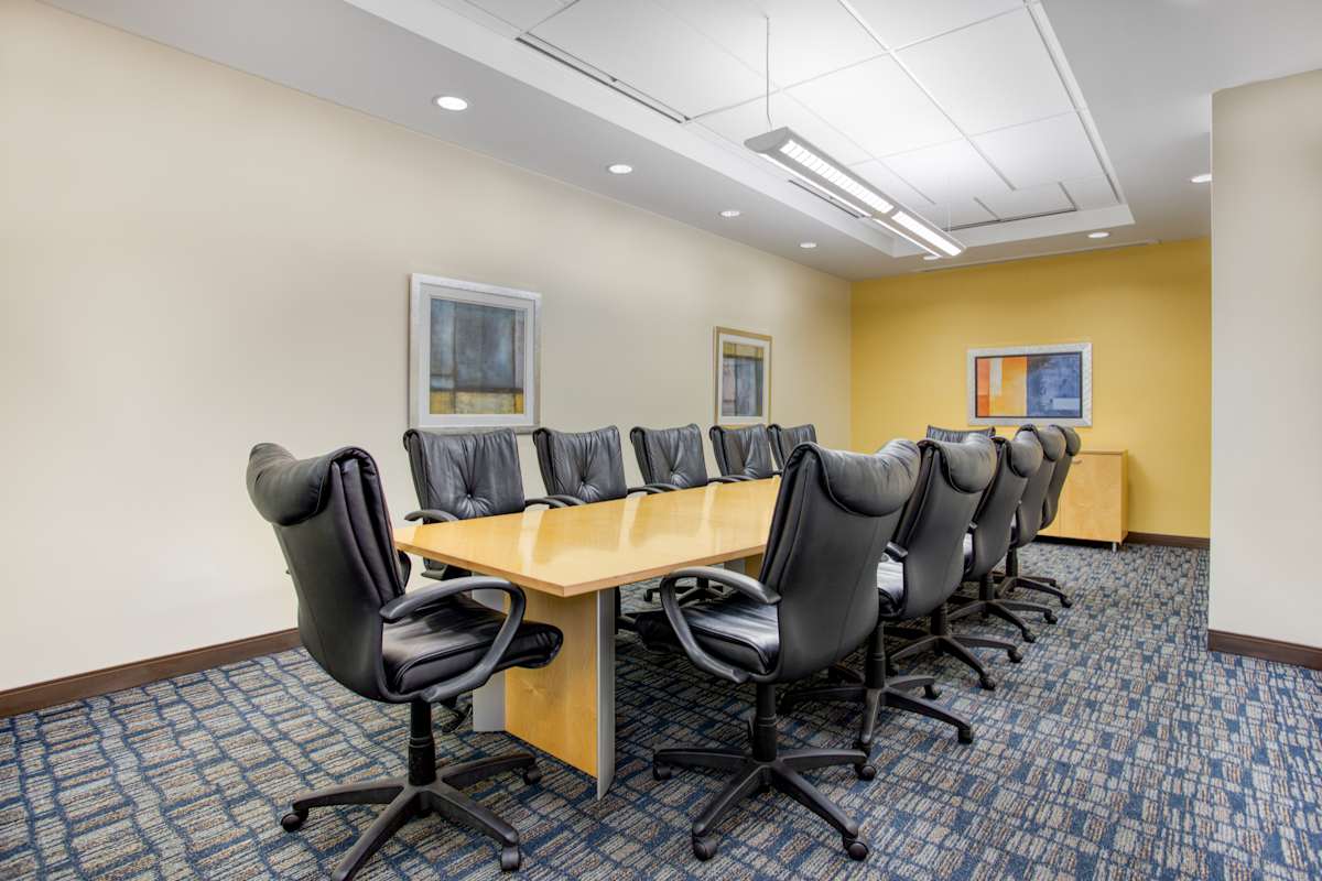 100 Chesterfield Business Parkway photo 6
