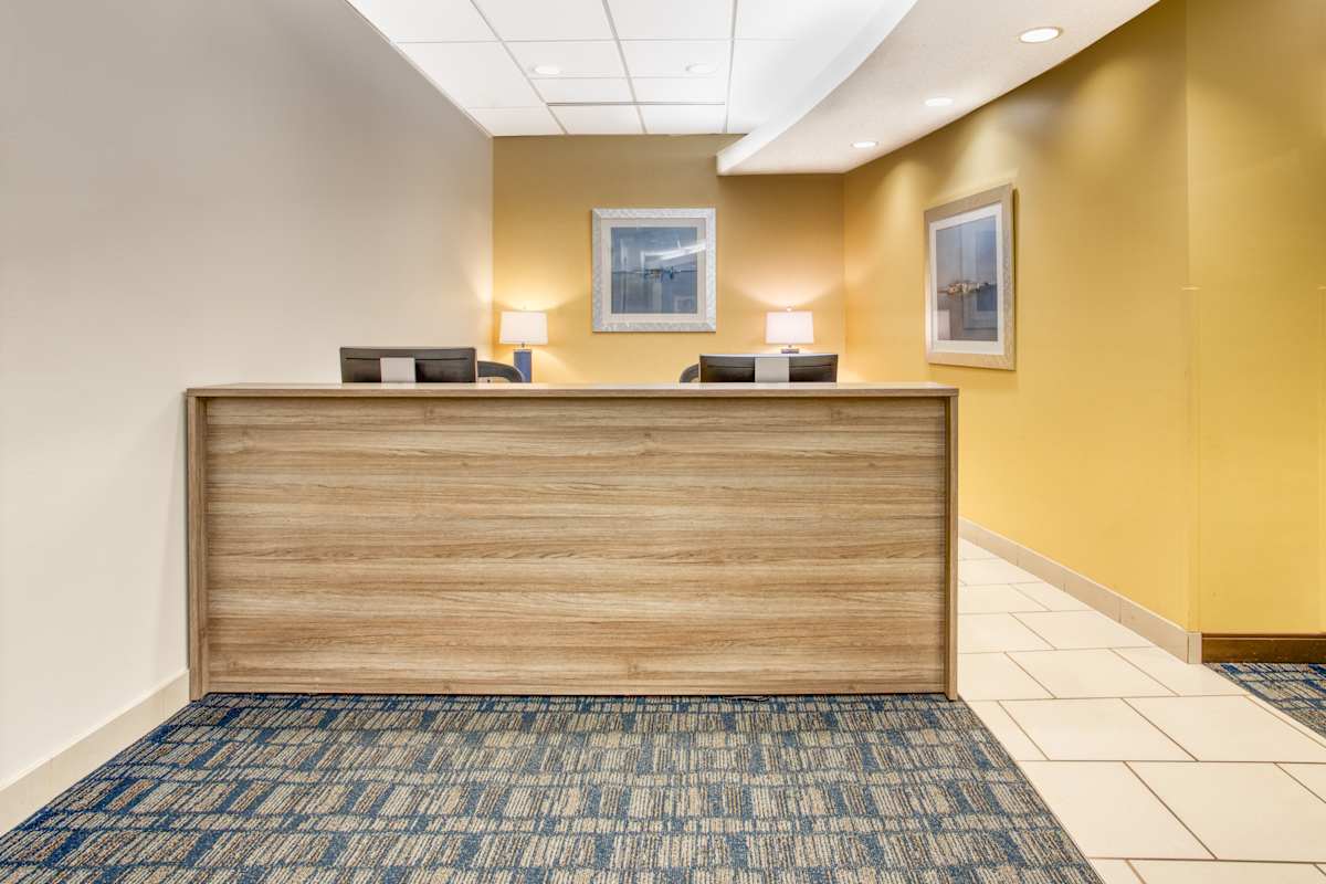 100 Chesterfield Business Parkway photo 9