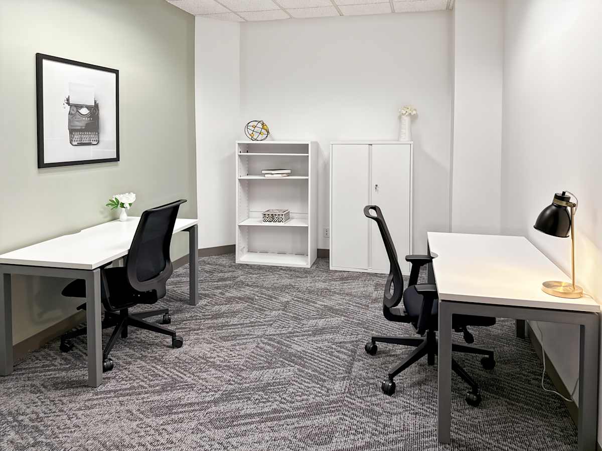 Normandale Lake Office Park photo 5
