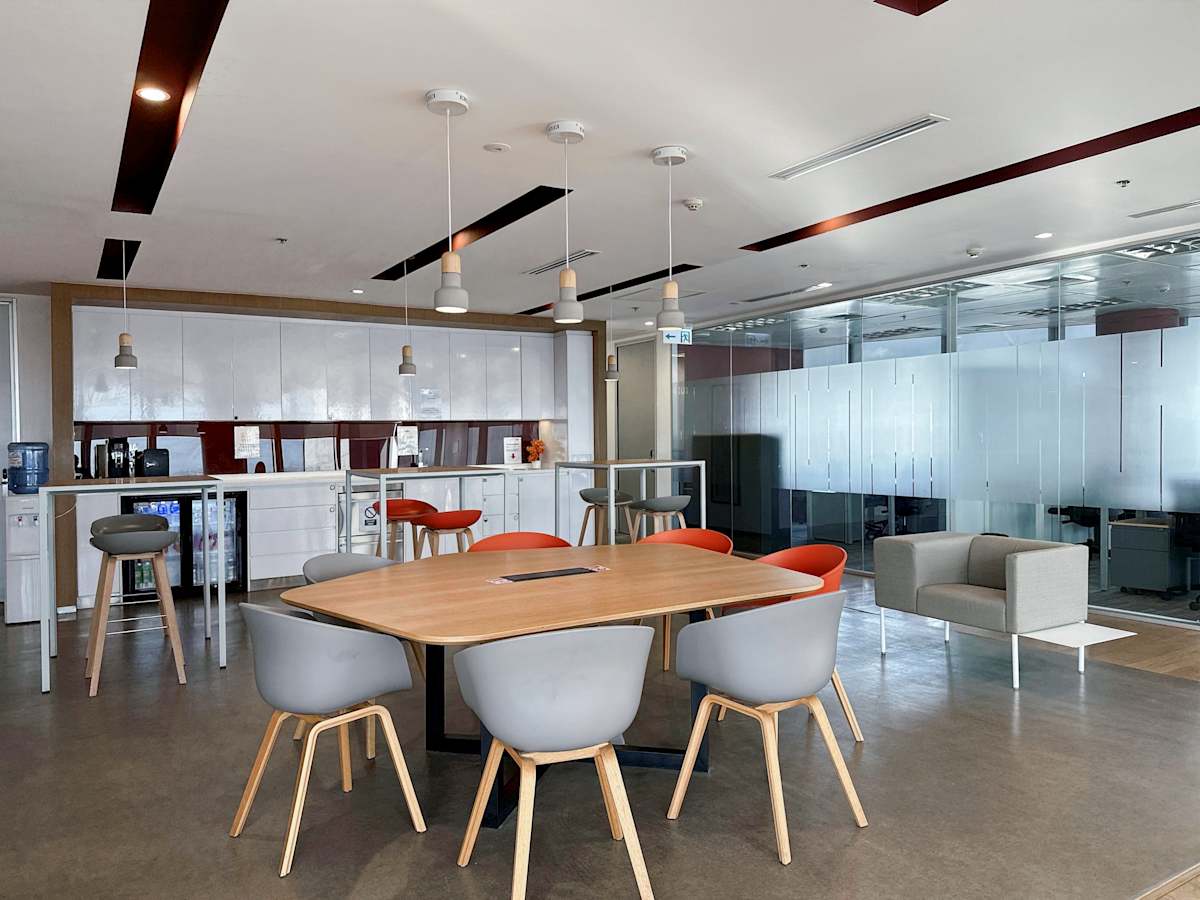 GT Tower photo 8