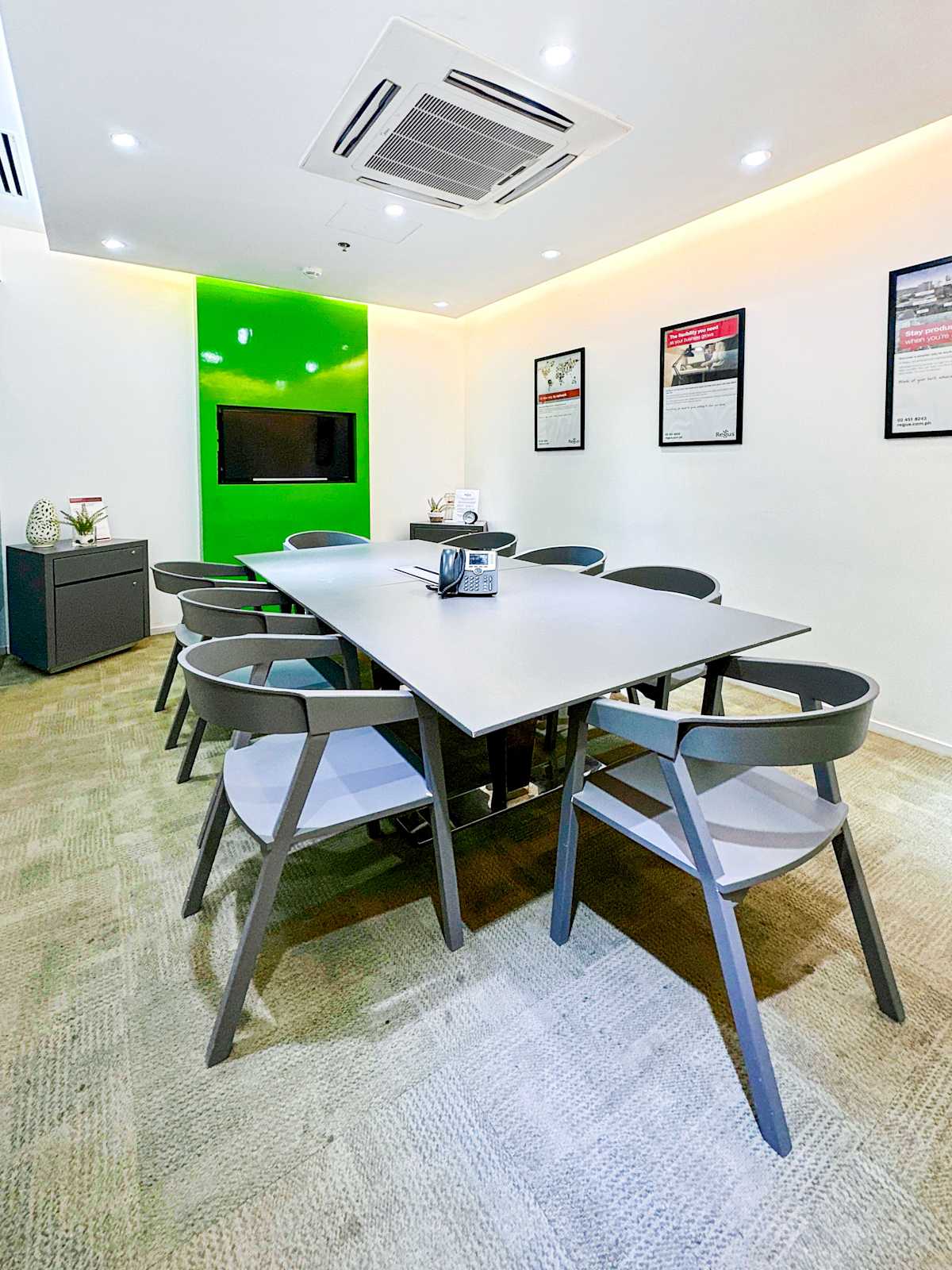 Filinvest One Building photo 8