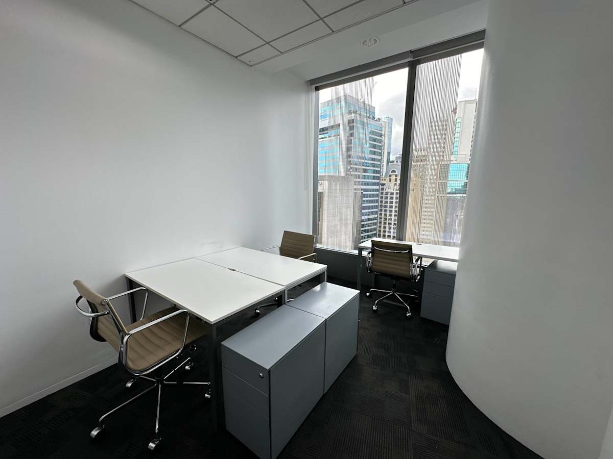 Zuellig Building photo 6