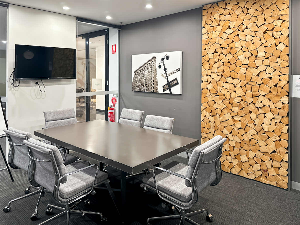 180 Lonsdale Street photo 7