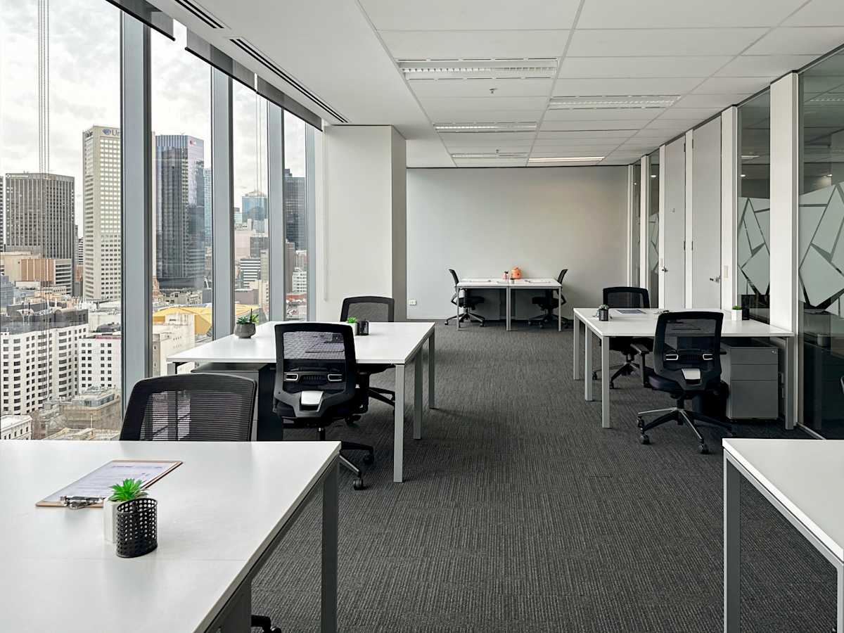 180 Lonsdale Street photo 11