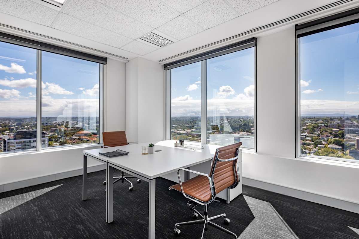 644 Chapel Street photo 9