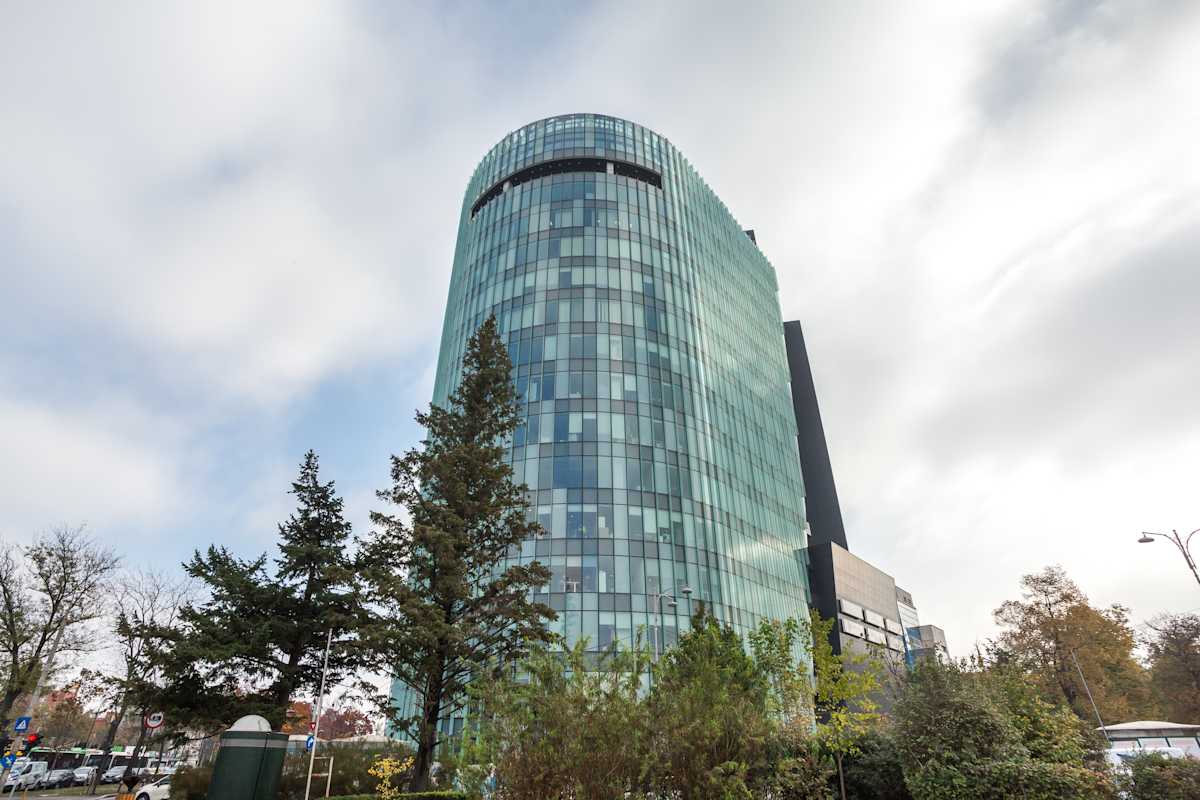 Charles de Gaulle Plaza