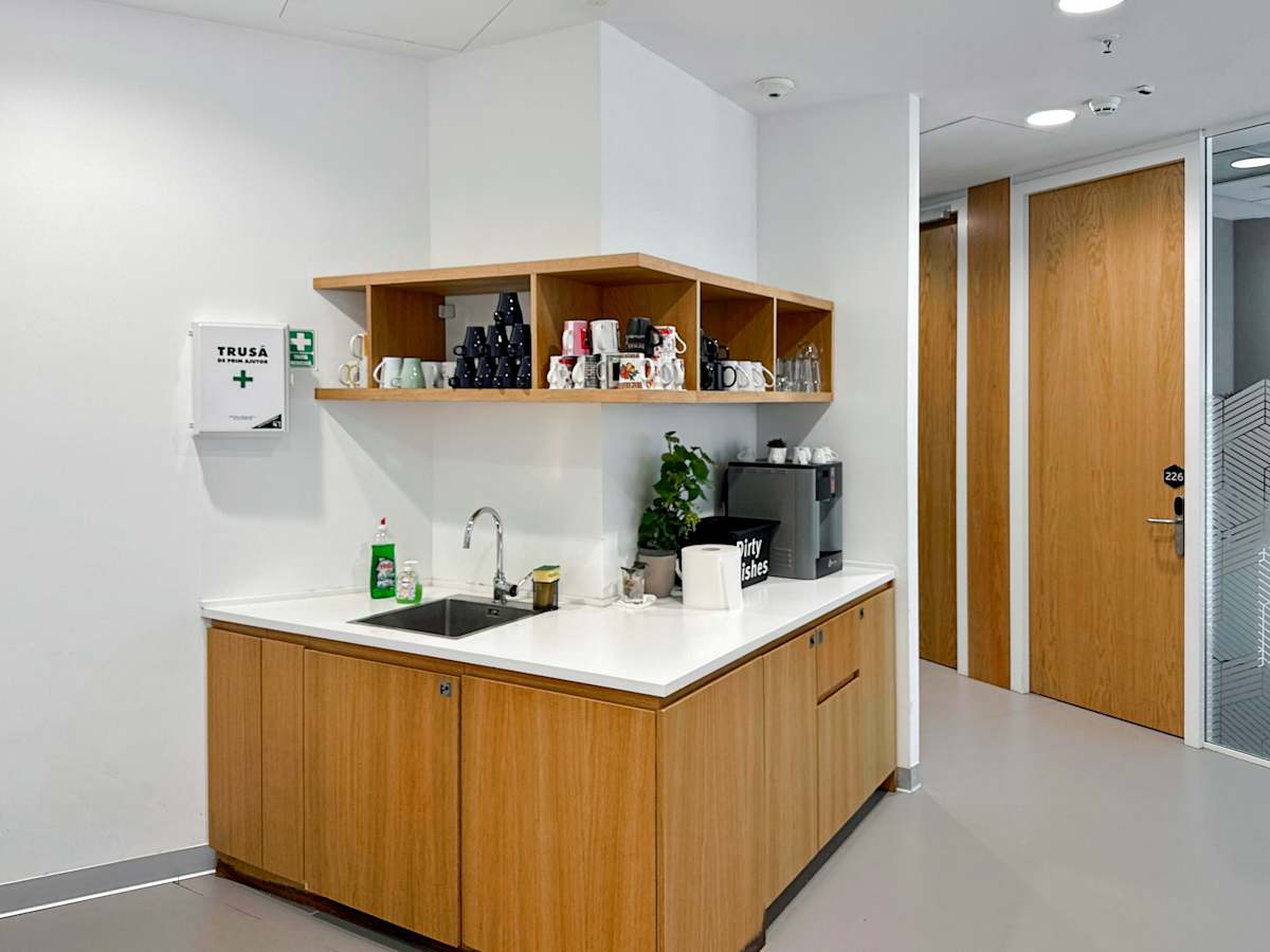 Spaces Campus 6 Centre photo 7