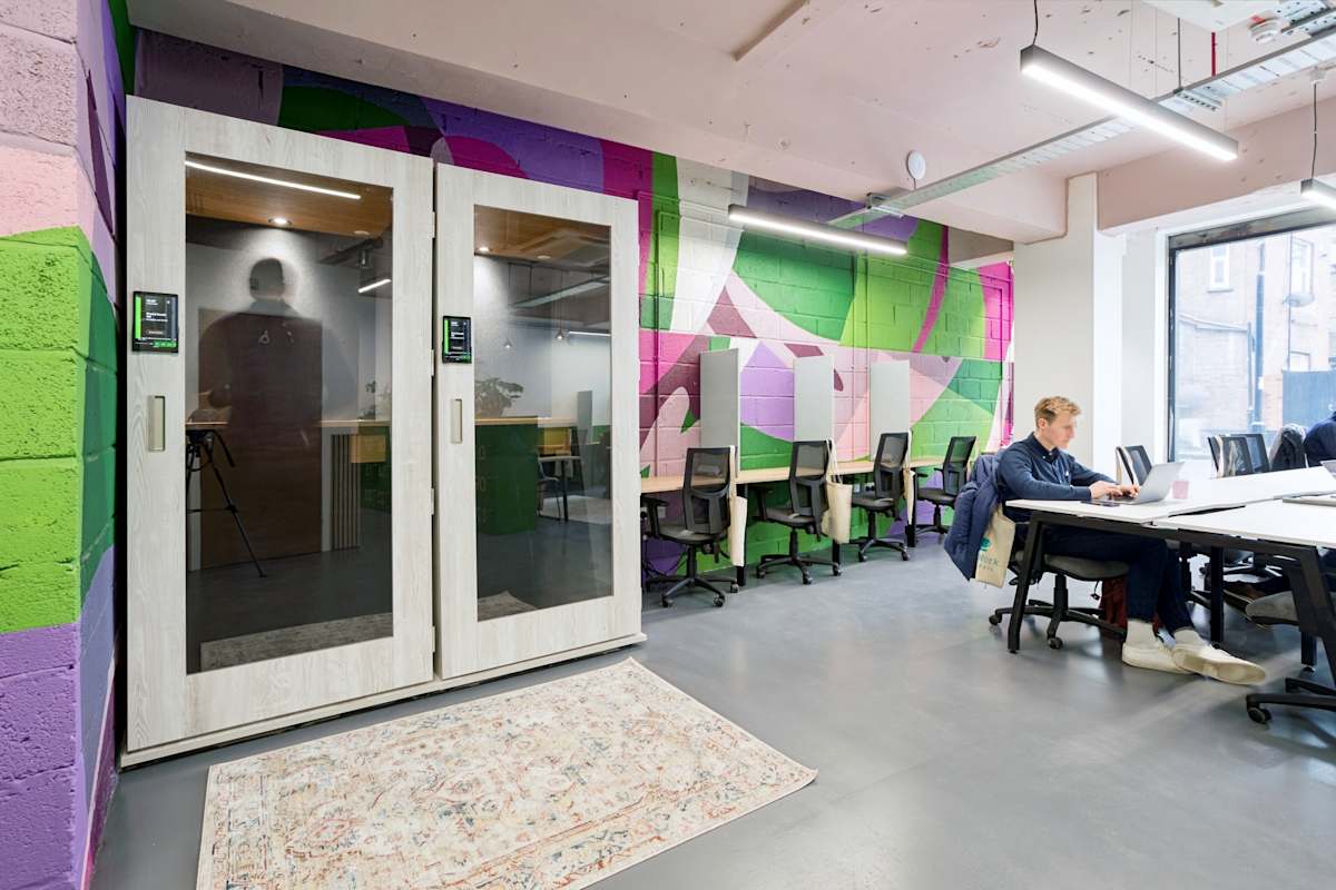 HomeWork Fulham photo 5