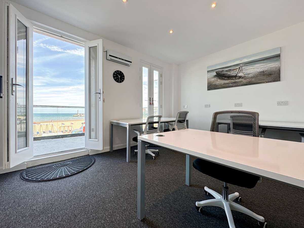 35 Marine Terrace photo 7