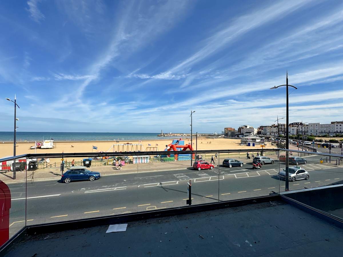 35 Marine Terrace photo 5