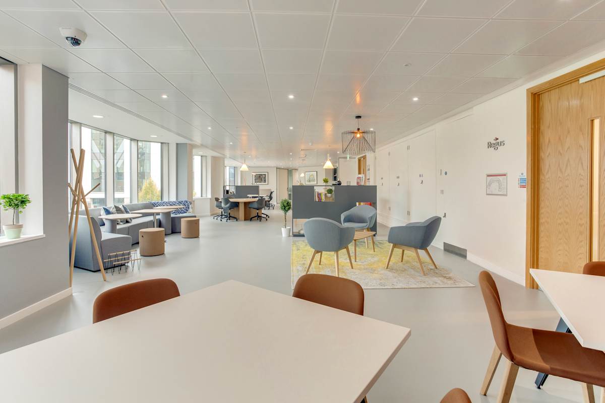 Apex House photo 7