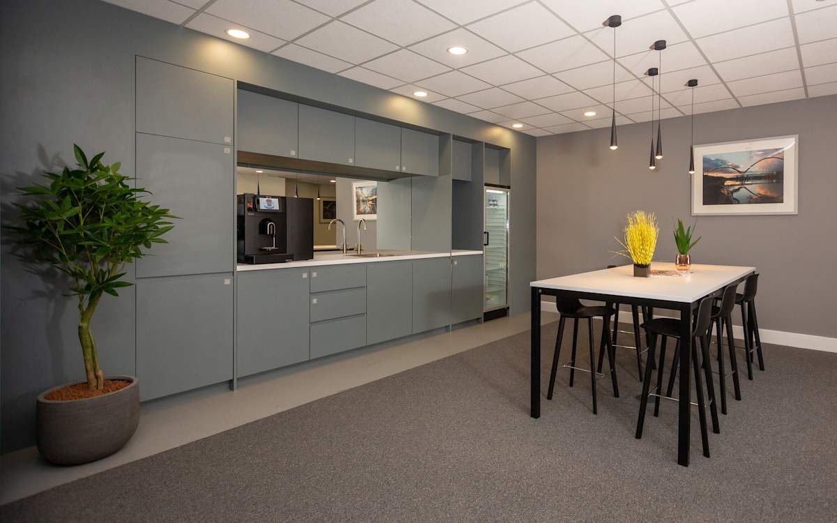 Fast Track House photo 5