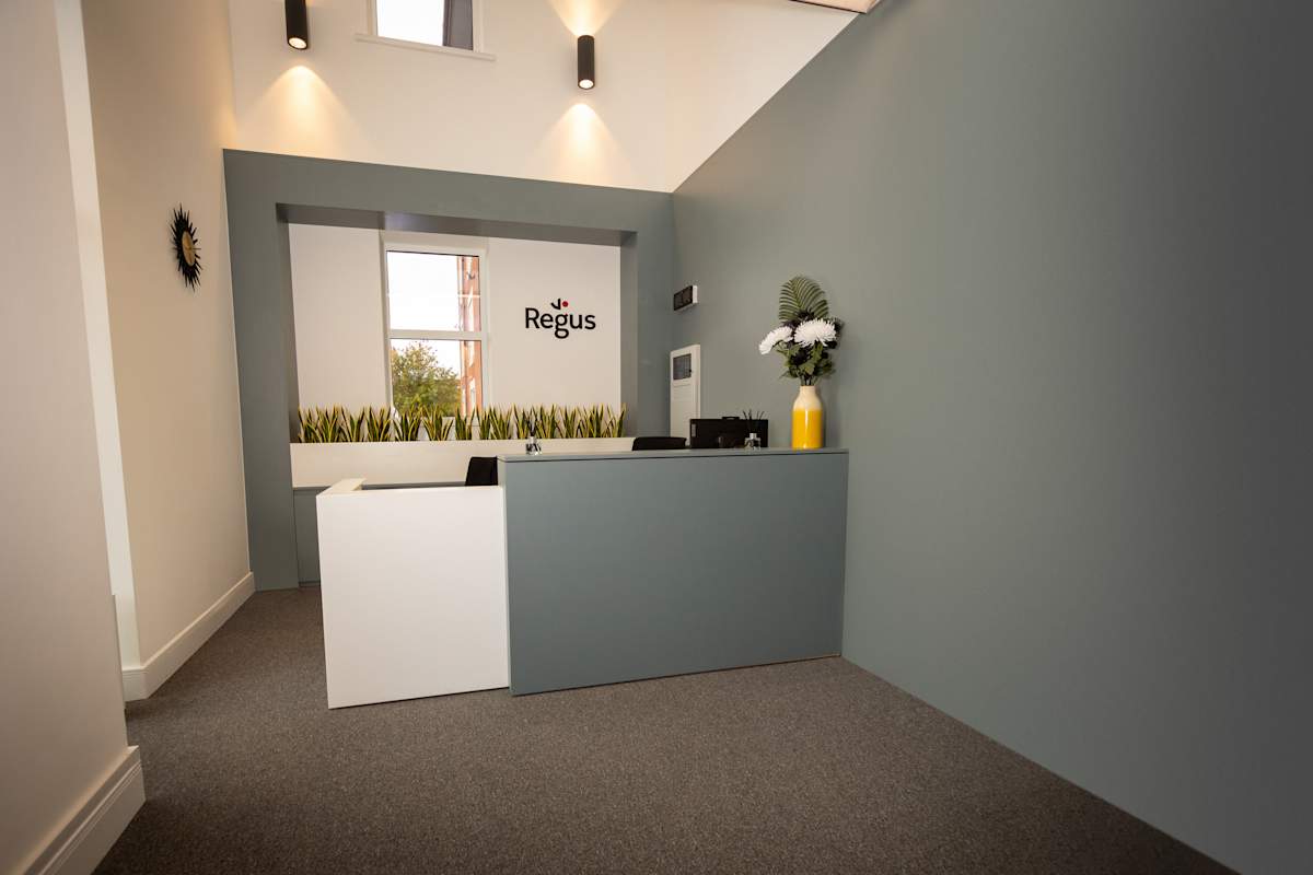Fast Track House photo 8