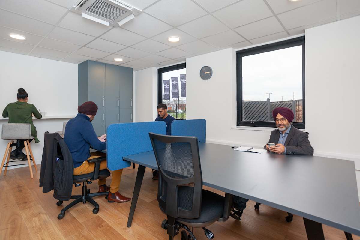 Meridian Business Park photo 8