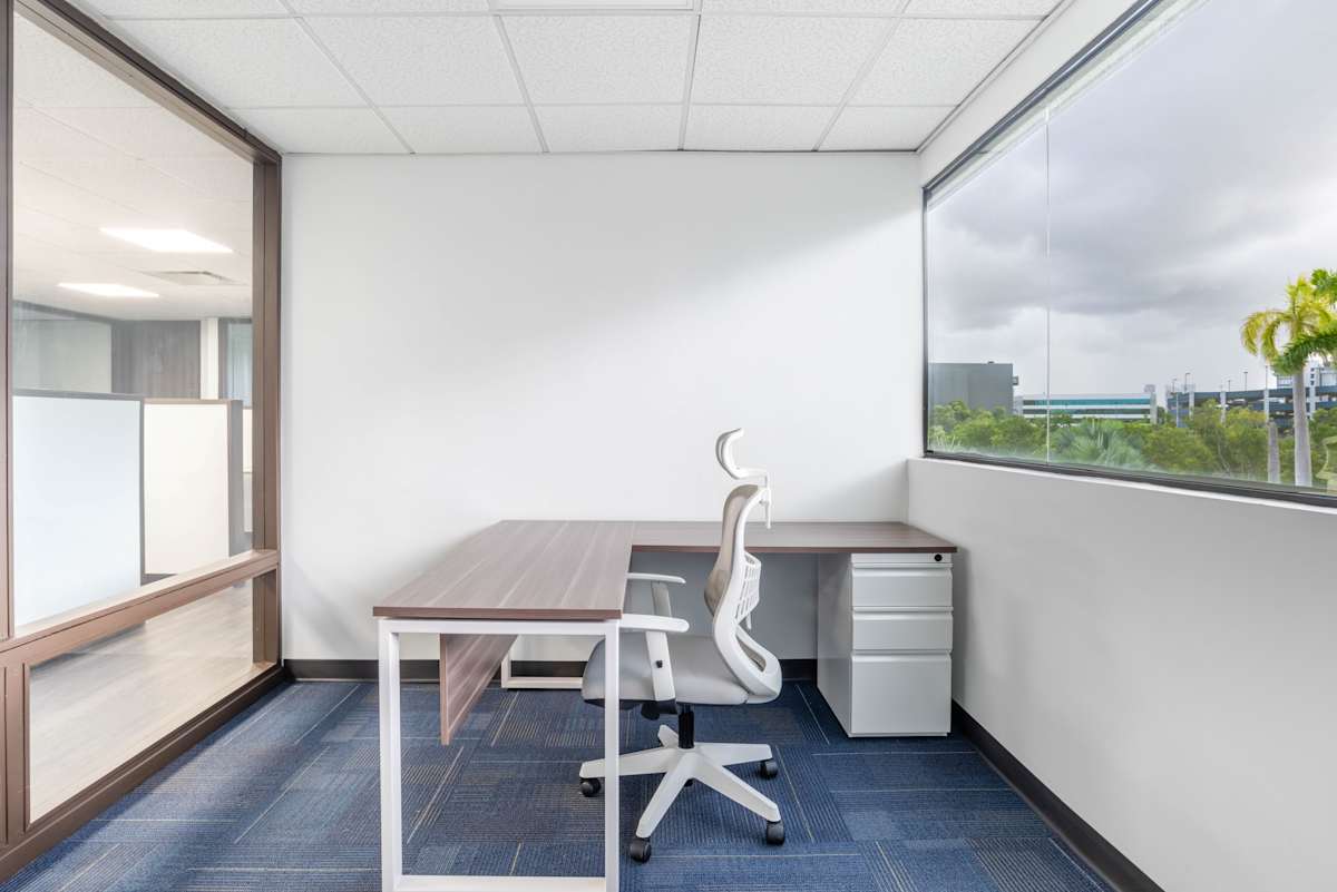 Metro Office Park 7 photo 8