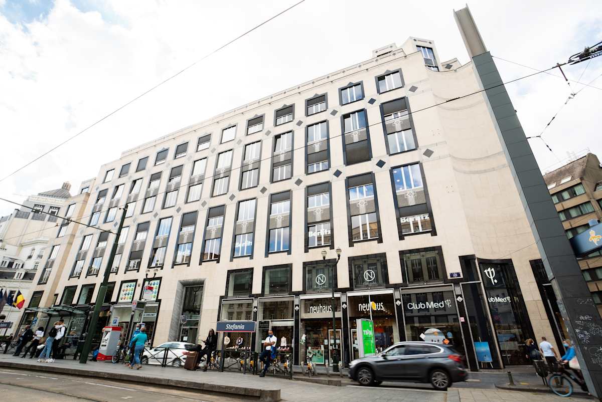 Avenue Louise 65-11 photo 1