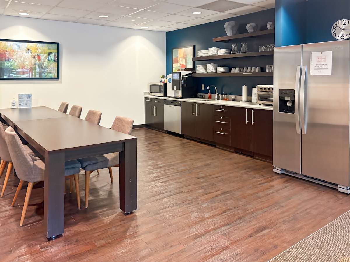 Ferncroft Corporate Center photo 3