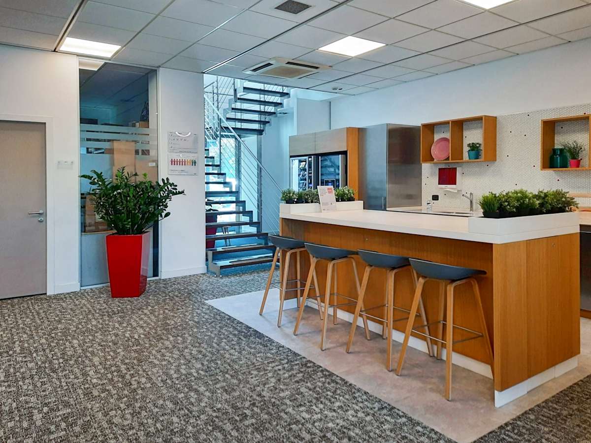 Centro Direzionale La Meridiana photo 7
