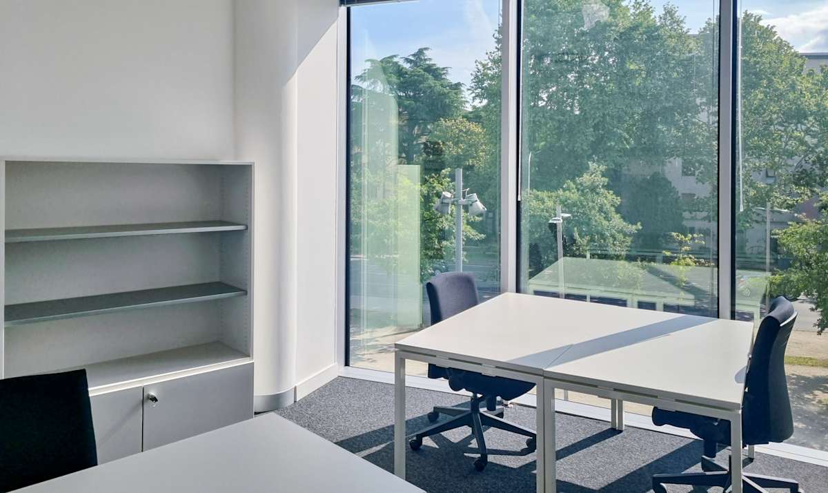 Skyline 18 photo 7