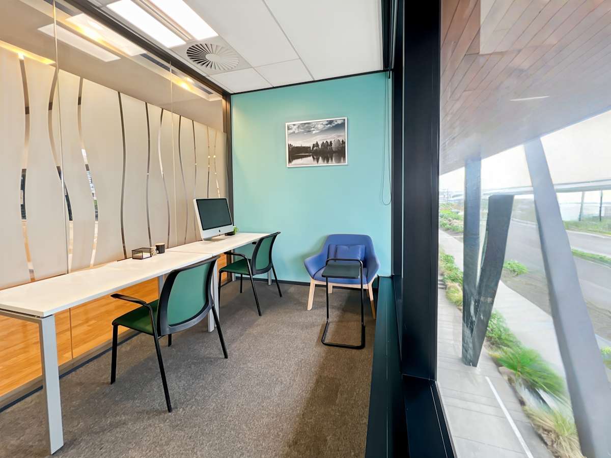 Quad 7 Building photo 6