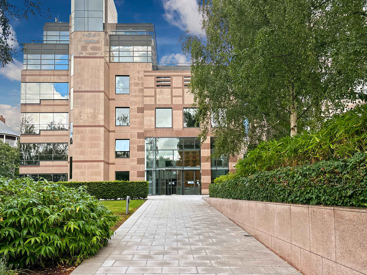 Alexandra House photo 10