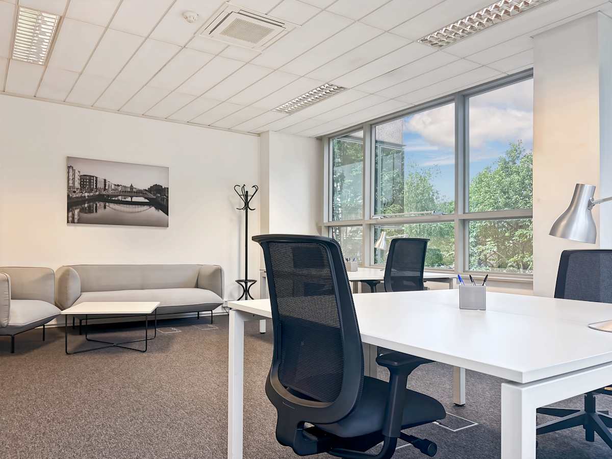 Alexandra House photo 3