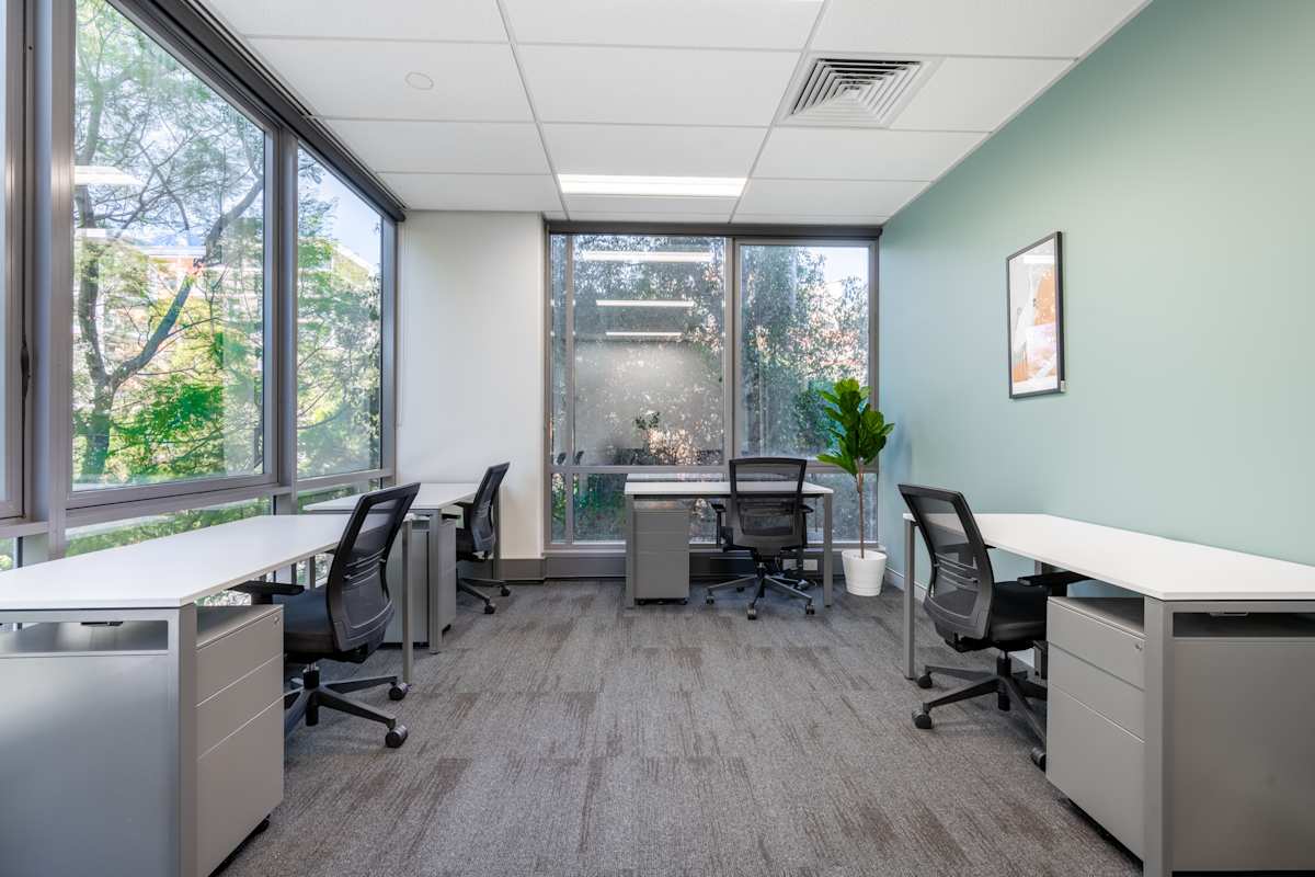 22-28 Edgeworth David Avenue photo 4