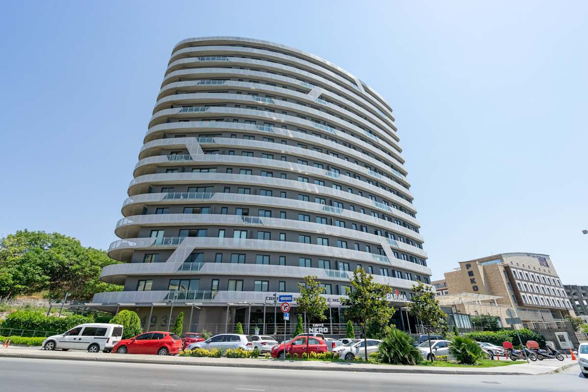 Parima Plaza