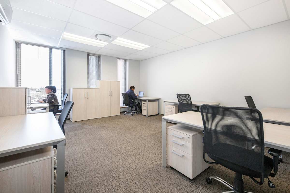 1 Bridgeway Road photo 9