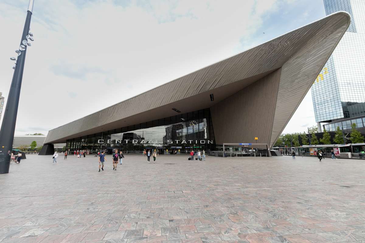 NS International Rotterdam Central photo 4