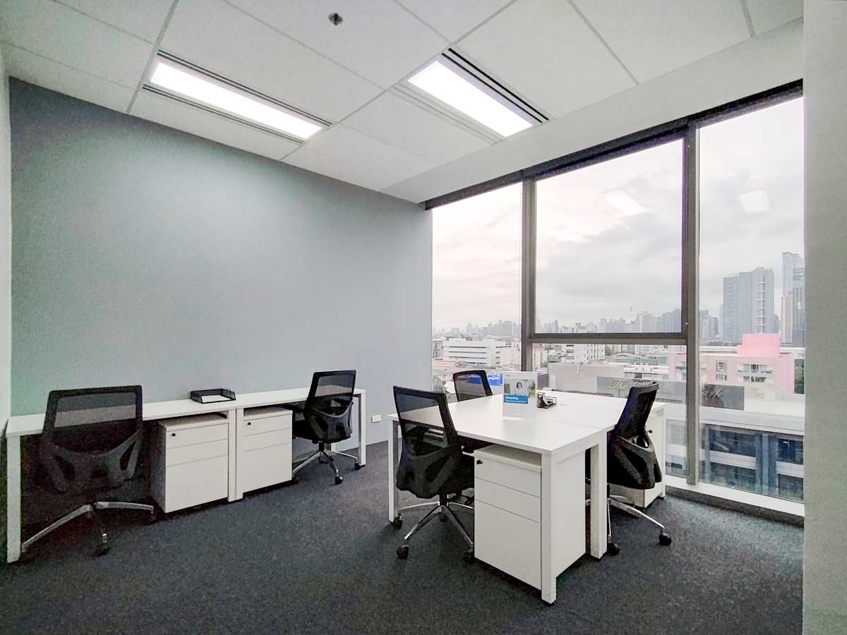 Sukhumvit Hills photo 3