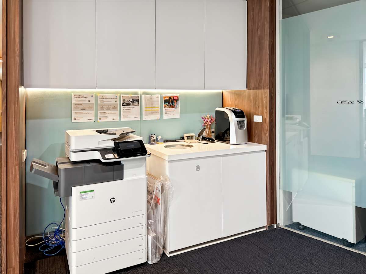 CRC Tower All Seasons Place photo 2