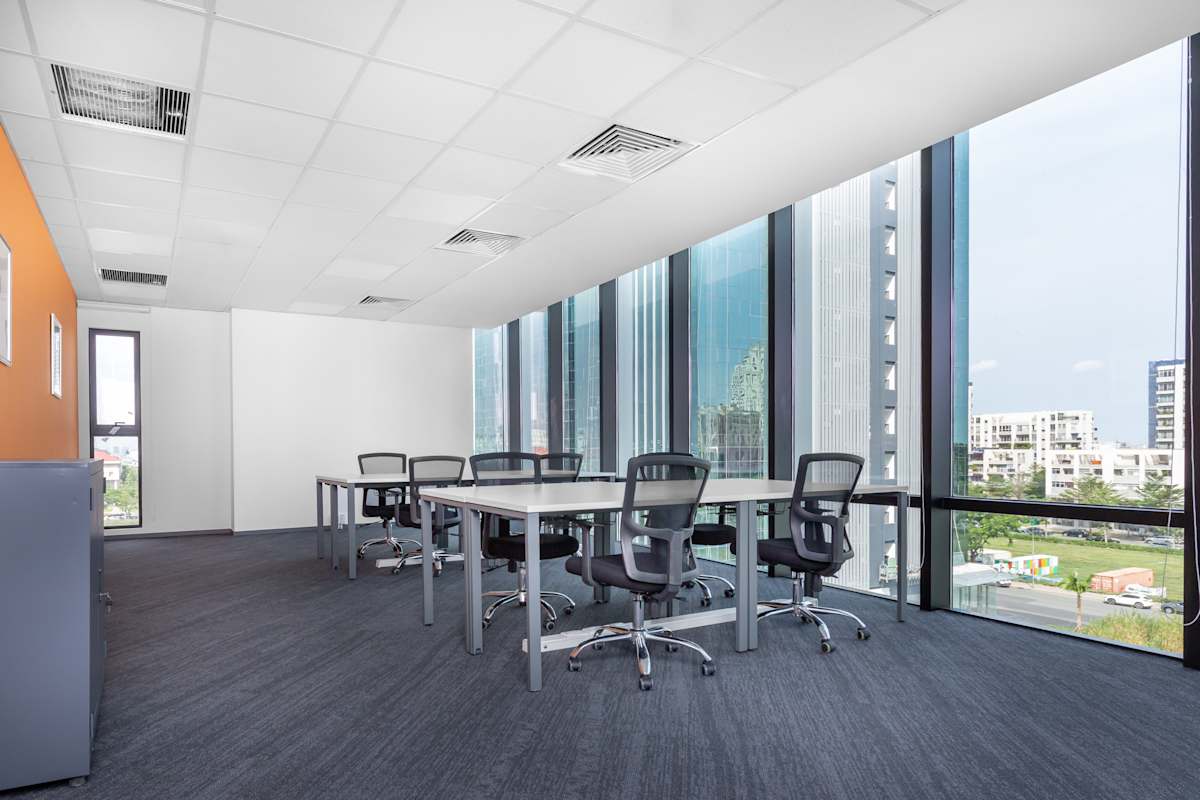M Building photo 6