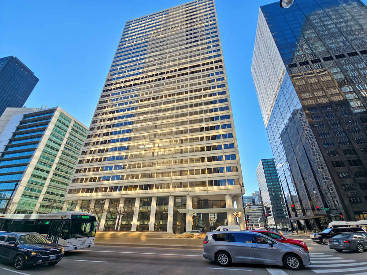 200 South Wacker Drive photo 2
