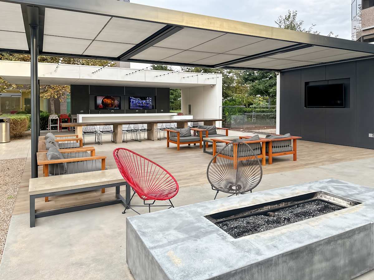 555 Anton Boulevard photo 11