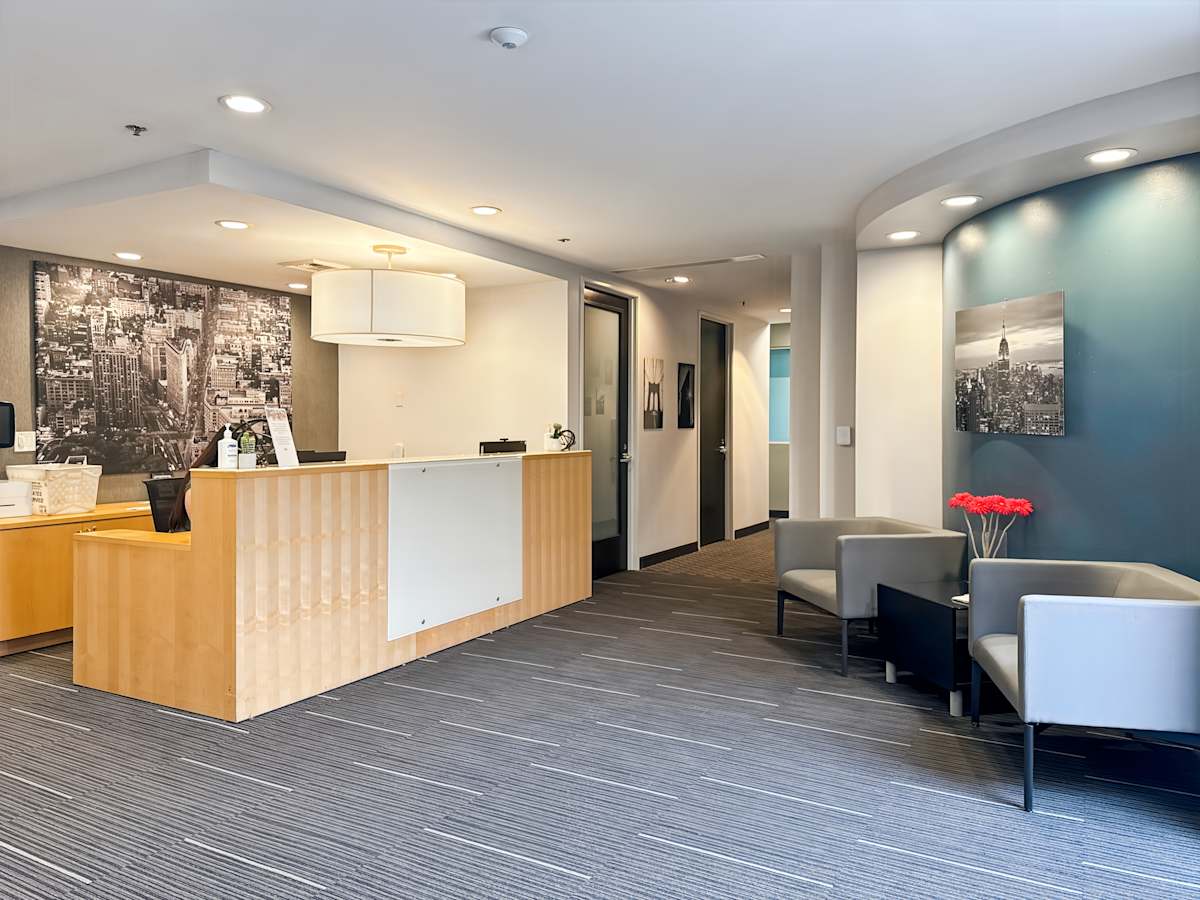 333 University Avenue photo 12