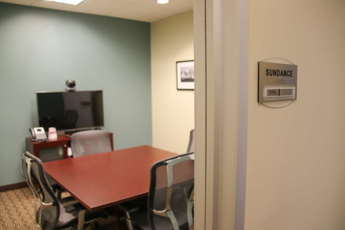 180 Promenade Circle photo 3