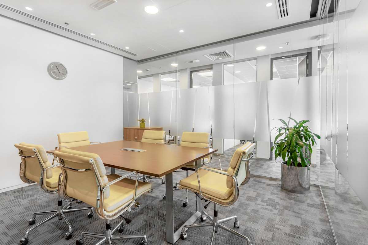 Standard Chartered Tower photo 3