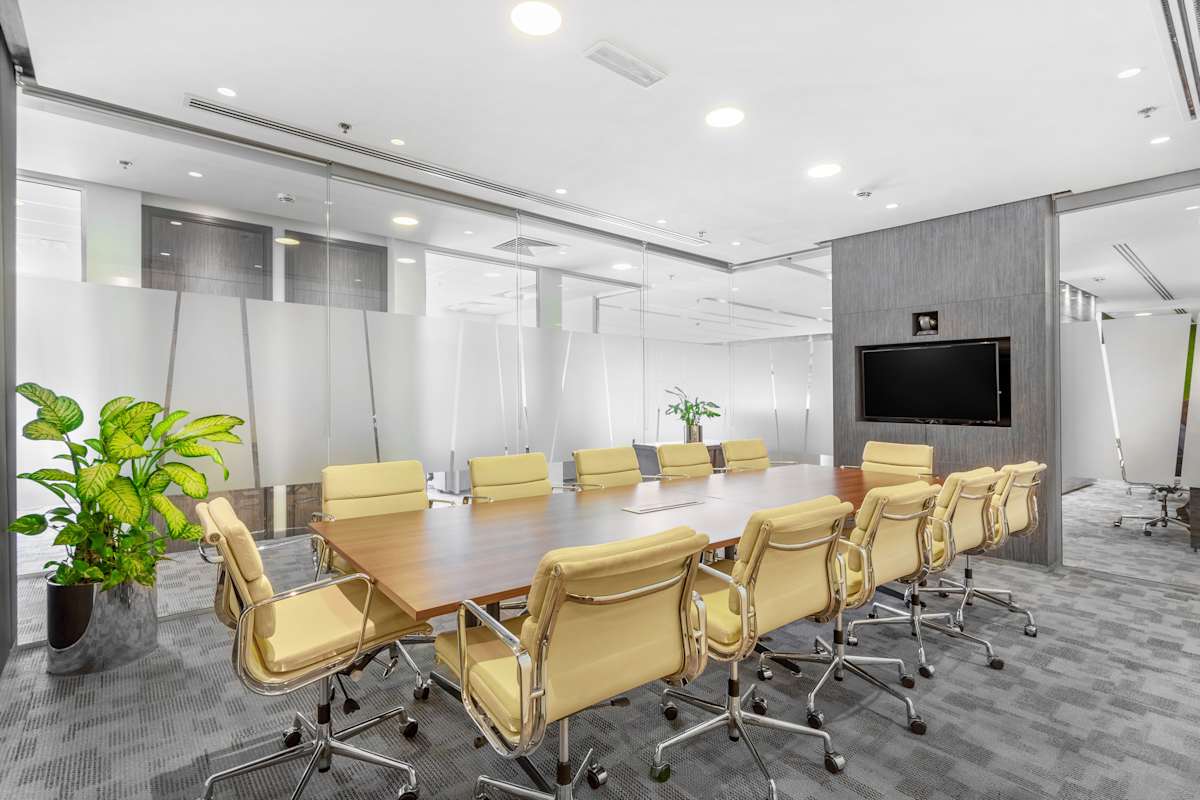 Standard Chartered Tower photo 7