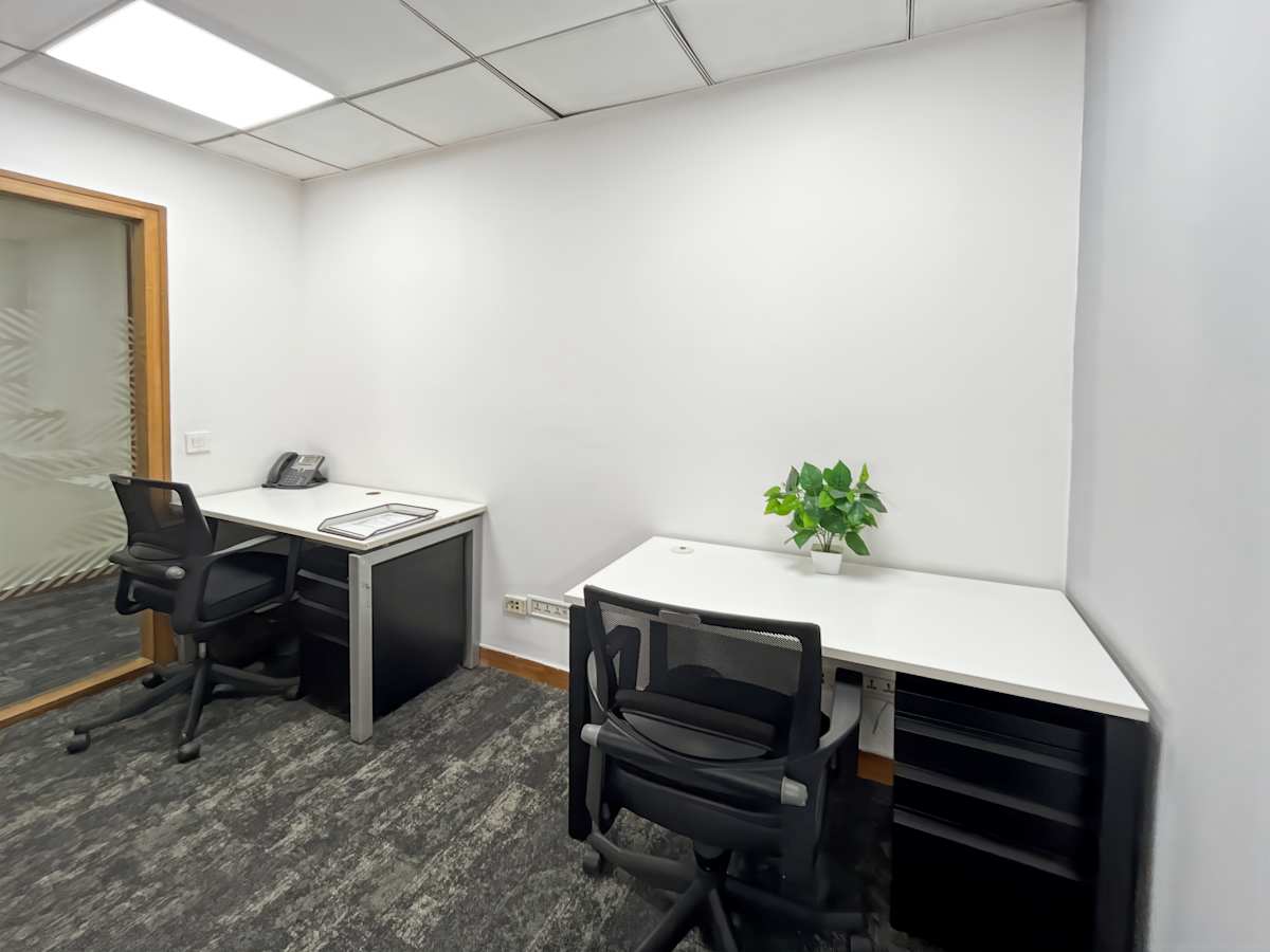 Eros Corporate Tower photo 3