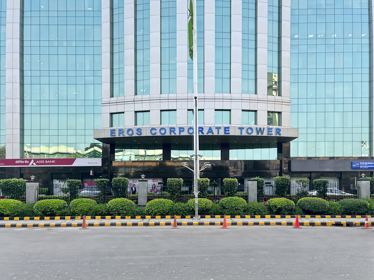Eros Corporate Tower photo 4