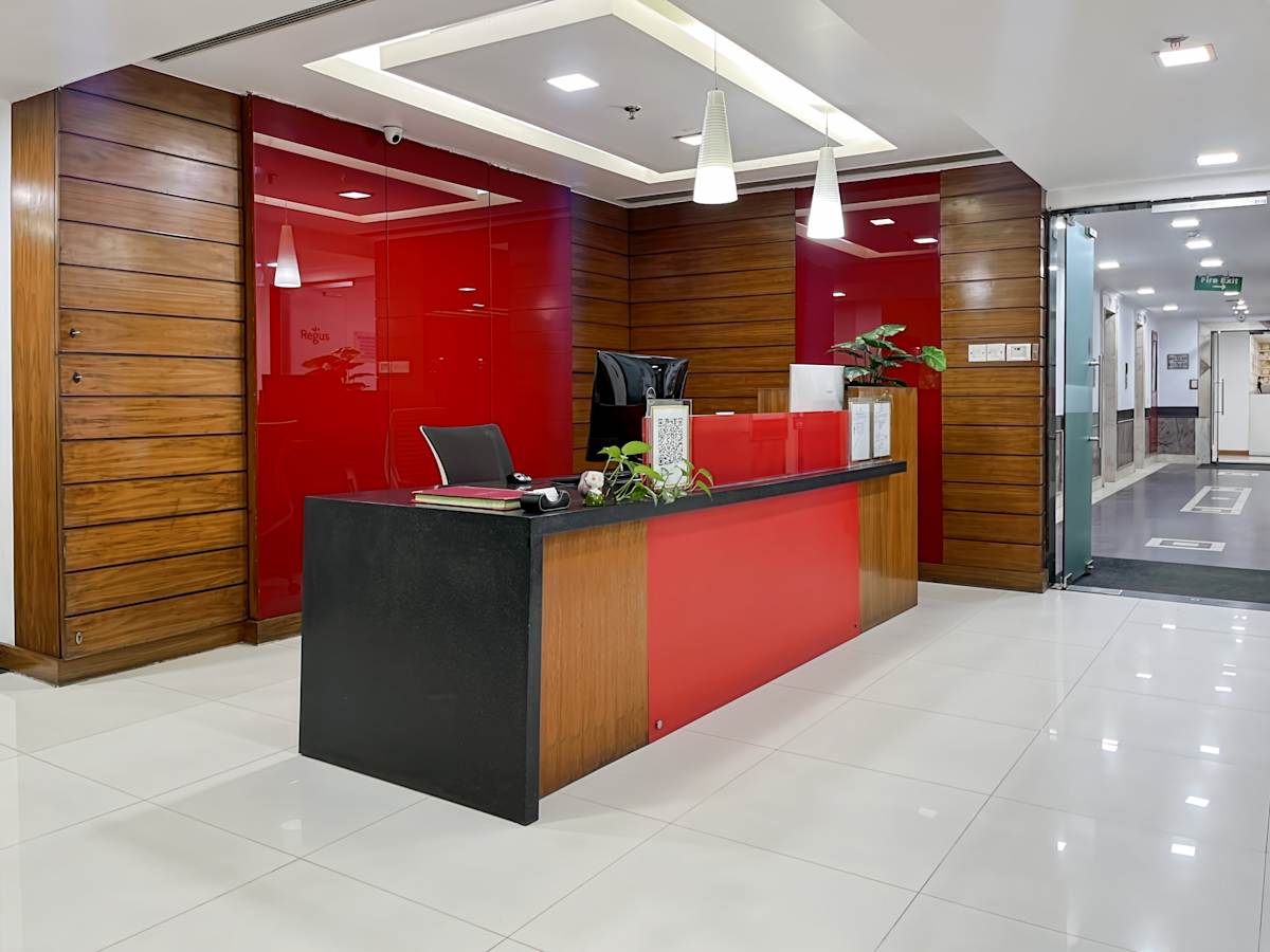 JMD Regent Square photo 2