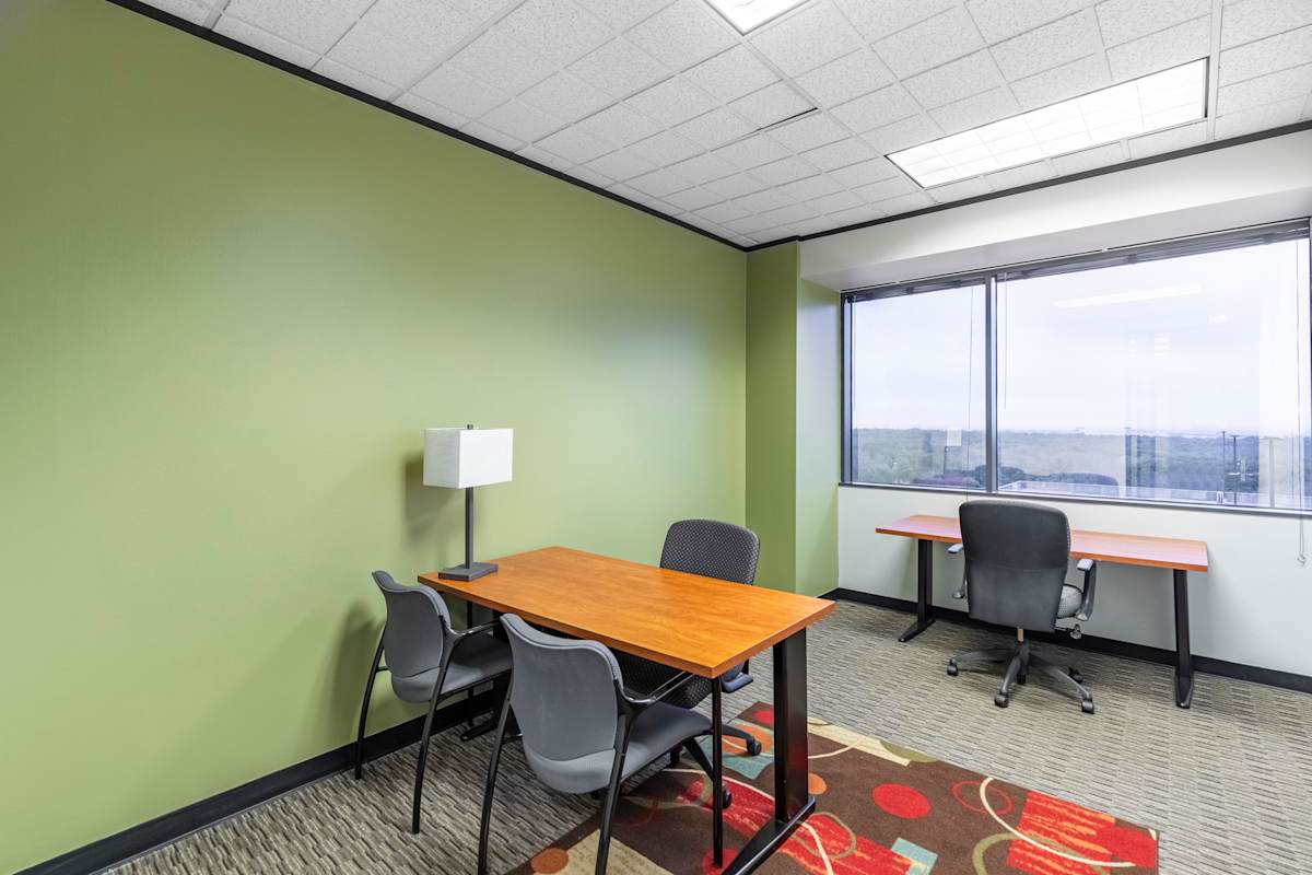 1777 North East Loop 410 photo 6