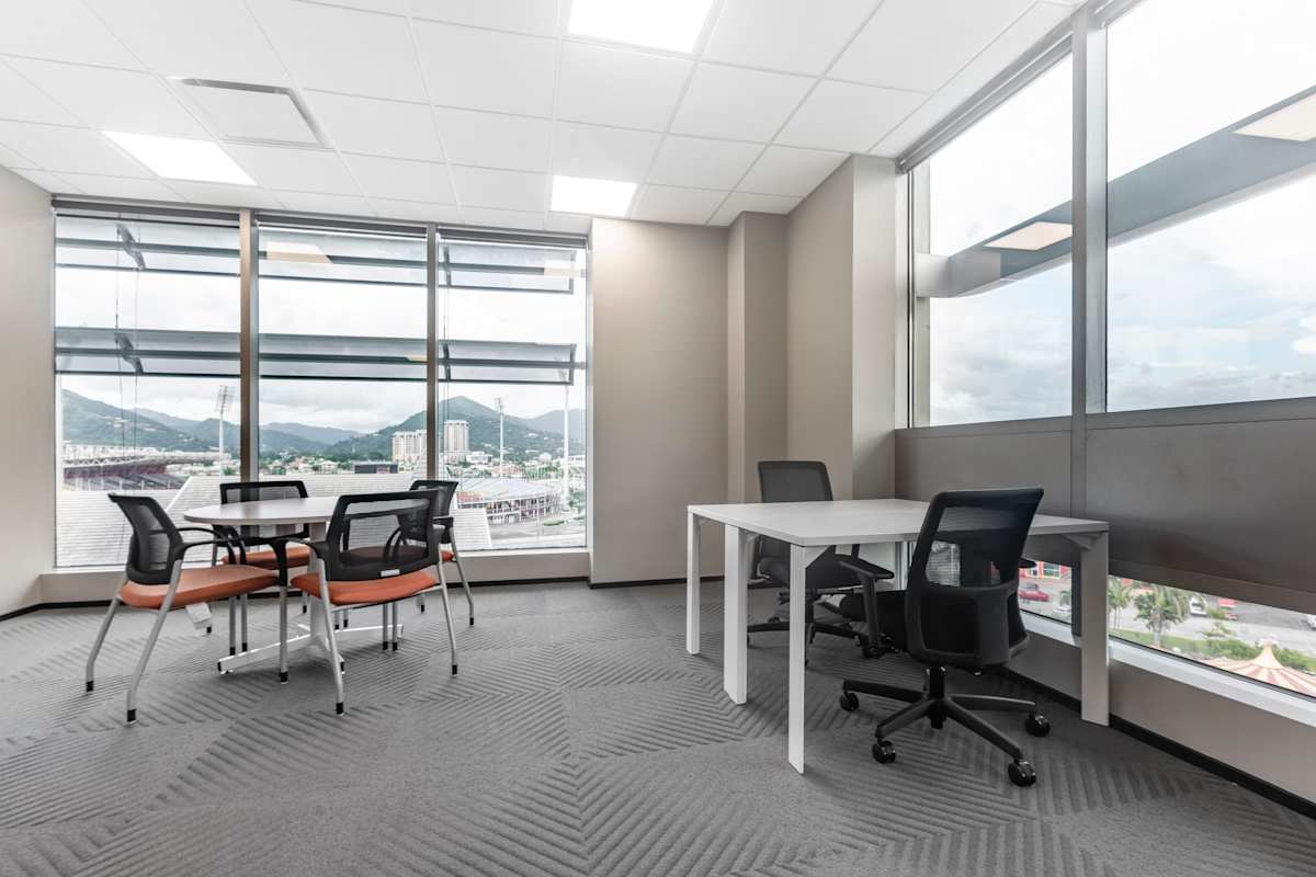 Invaders Bay Tower photo 7