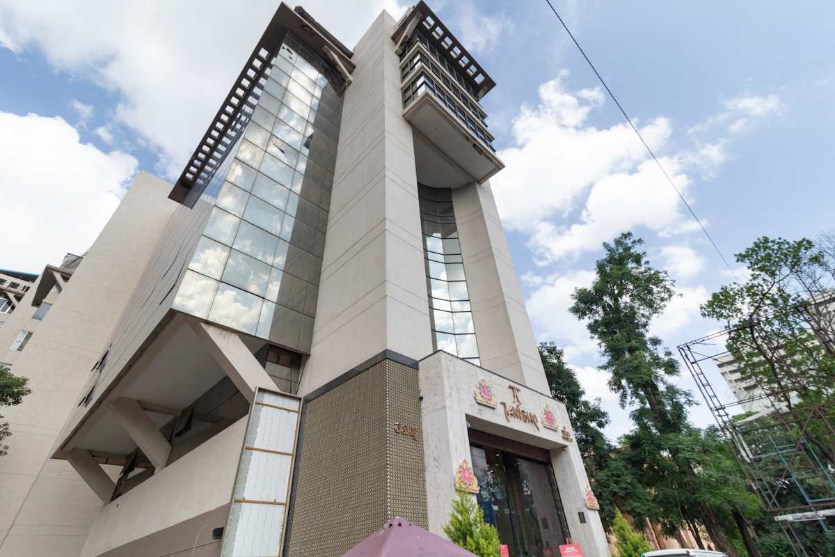 The Estate Building
