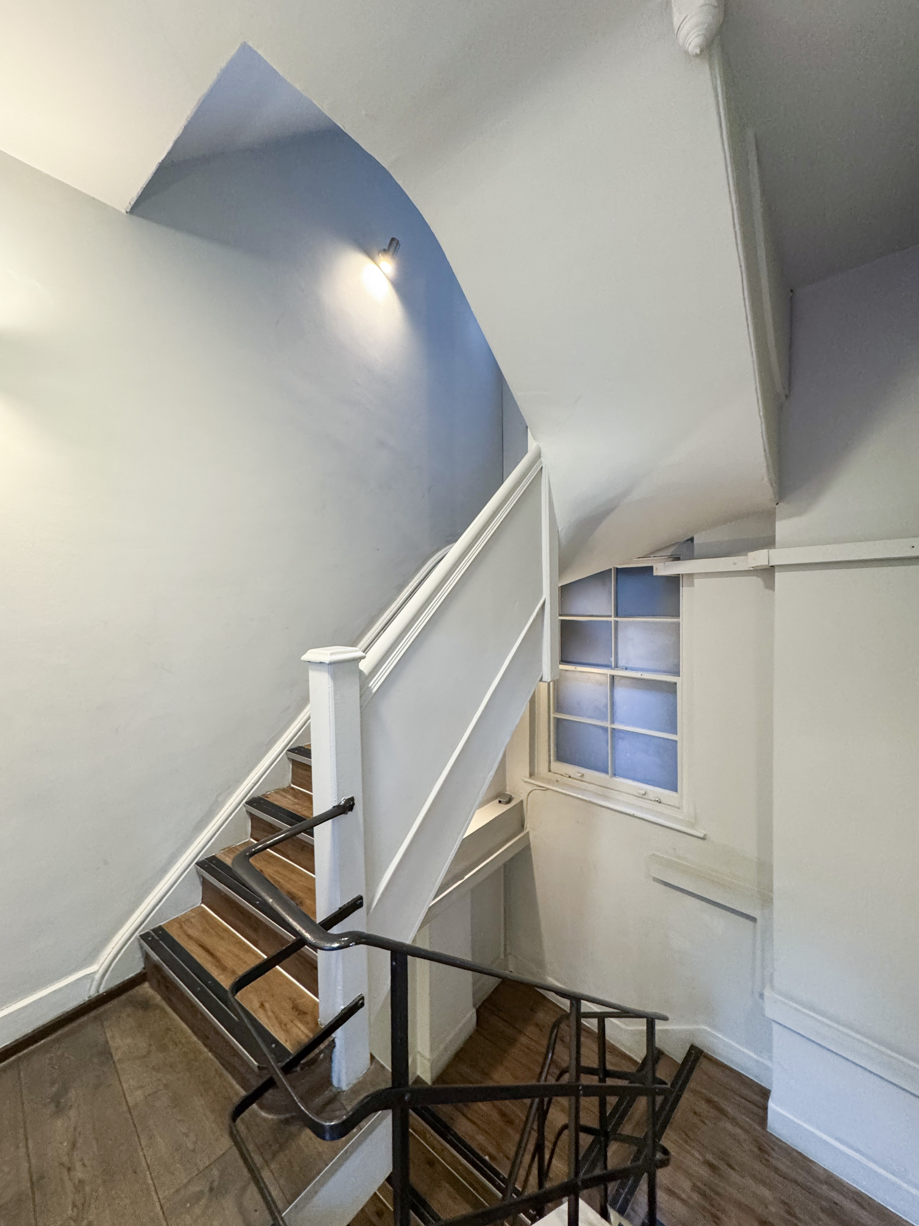 46 Dean Street photo 8
