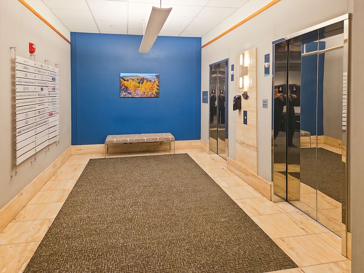 Shea Center I photo 4