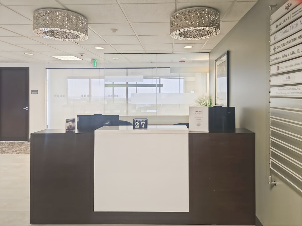 200 Union Boulevard photo 11